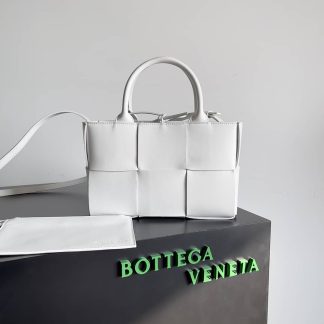 Replica Bottega Veneta Intreccio Leather Mini East-West Arco Tote Bag