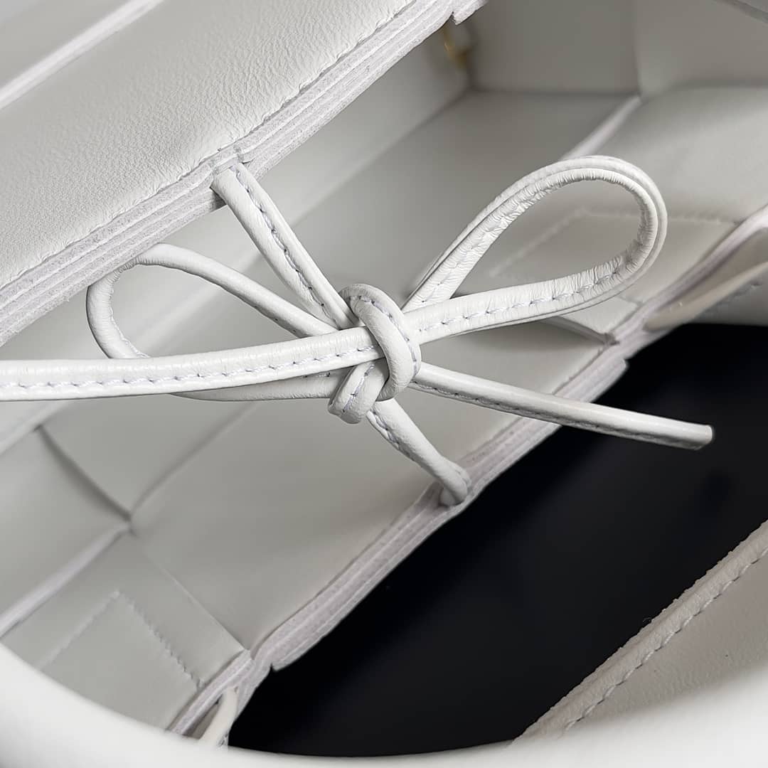 Replica Bottega Veneta Intreccio Leather Mini East-West Arco Tote Bag_4_148667 Replica Bottega Veneta Intreccio Leather Mini East-West Arco Tote Bag