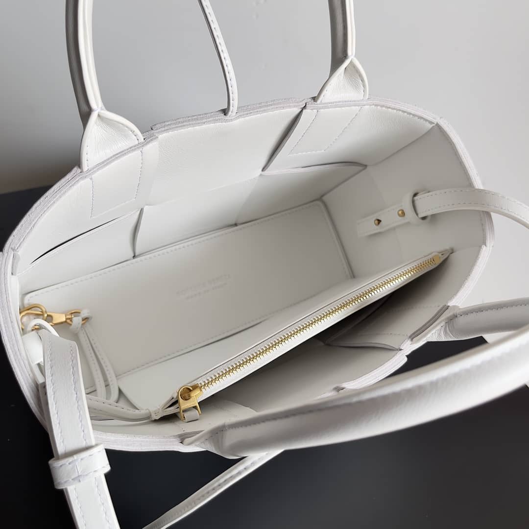 Replica Bottega Veneta Intreccio Leather Mini East-West Arco Tote Bag_7_148667 Replica Bottega Veneta Intreccio Leather Mini East-West Arco Tote Bag