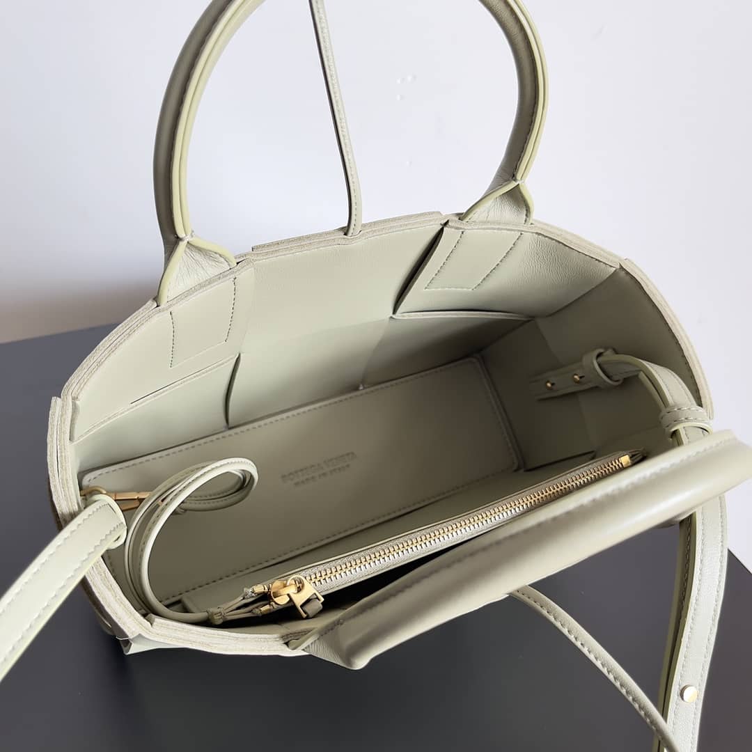 Replica Bottega Veneta Intreccio Leather Mini East-West Arco Tote Bag_7_148677 Replica Bottega Veneta Intreccio Leather Mini East-West Arco Tote Bag