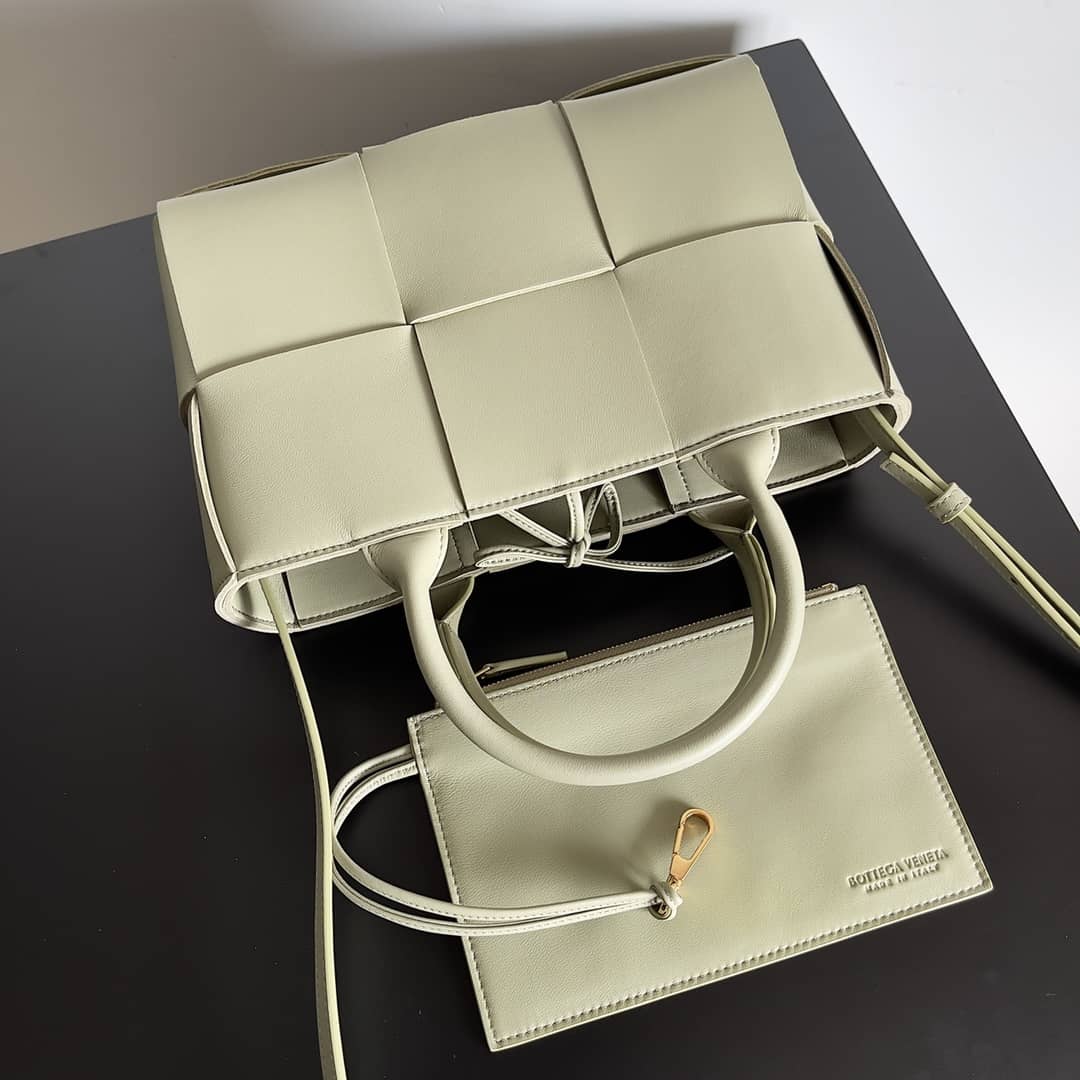 Replica Bottega Veneta Intreccio Leather Mini East-West Arco Tote Bag_8_148677 Replica Bottega Veneta Intreccio Leather Mini East-West Arco Tote Bag