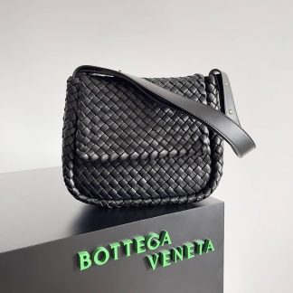 Replica Bottega Veneta Cobble Padded Intrecciato Leather Shoulder Bag