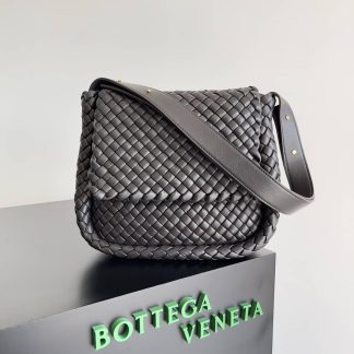 Replica Bottega Veneta Cobble Padded Intrecciato Leather Shoulder Bag
