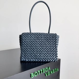 Replica Bottega Veneta Matthieu Blazy intreccio leather Tote bag