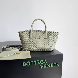 Replica Bottega Veneta Mini Leather Cabat Top Handle Tote Bag