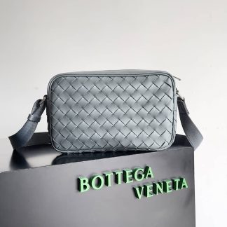 Replica Bottega Veneta Classic Intrecciato Camera Bag