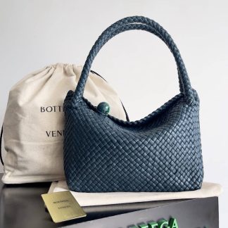 Replica Bottega Veneta intrecciato Leather Tosca Shoulder Bag