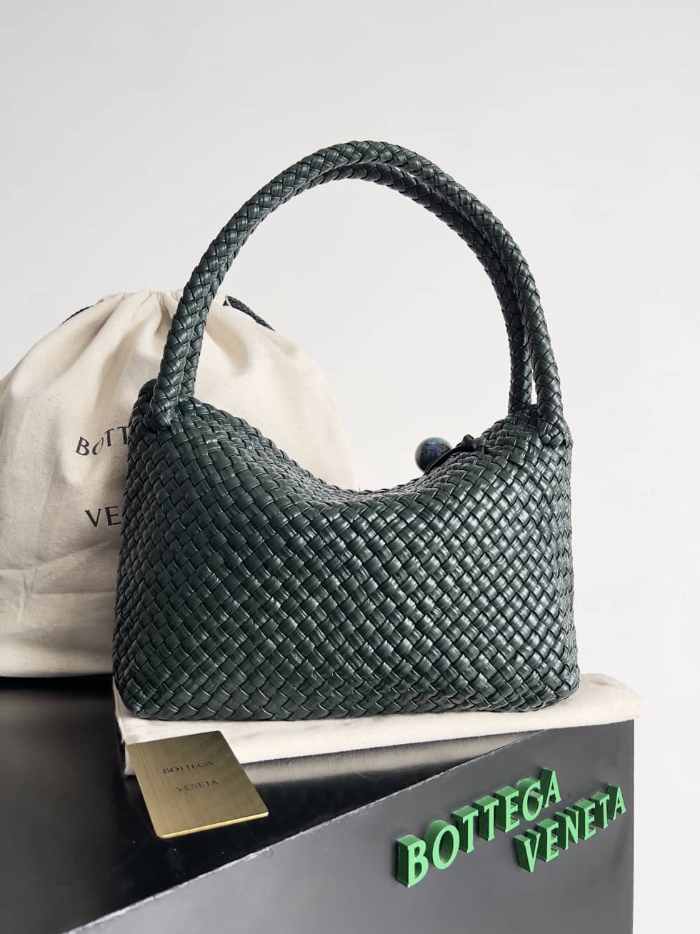 Replica Bottega Veneta intrecciato Leather Tosca Shoulder Bag_2_149617 Replica Bottega Veneta intrecciato Leather Tosca Shoulder Bag