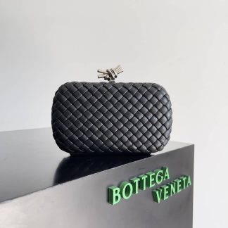 Replica Bottega Veneta Knot Intrecciato Lambskin Minaudiere Clutch