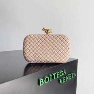 Replica Bottega Veneta Knot Intrecciato Lambskin Minaudiere Clutch