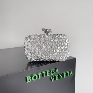 Replica Bottega Veneta Lambskin Intrecciato Minaudiere Knot Clutch