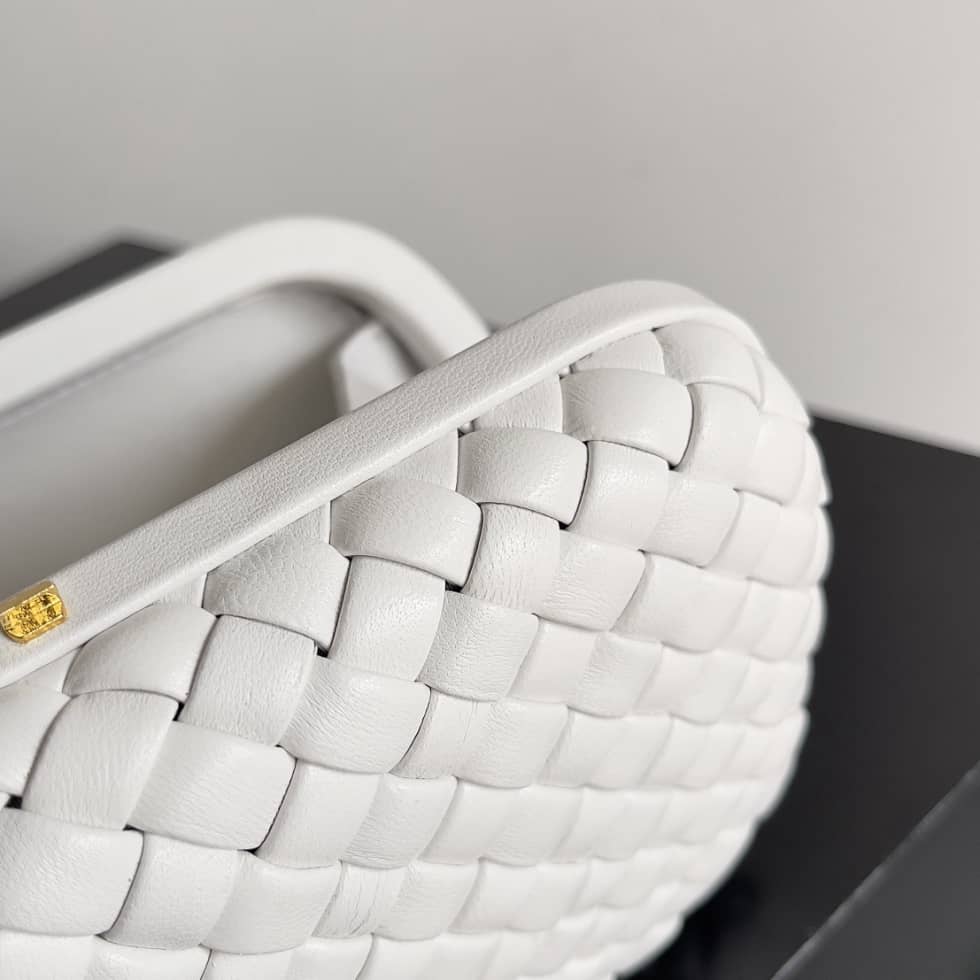 Replica Bottega Veneta Lambskin Intrecciato Minaudiere Knot Clutch_8_149907 Replica Bottega Veneta Lambskin Intrecciato Minaudiere Knot Clutch