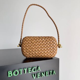 Replica Bottega Veneta Intreccio Lambskin Knot Minaudiere On Strap shoulder bag