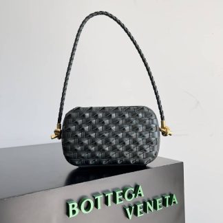 Replica Bottega Veneta Intreccio Lambskin Knot Minaudiere On Strap shoulder bag