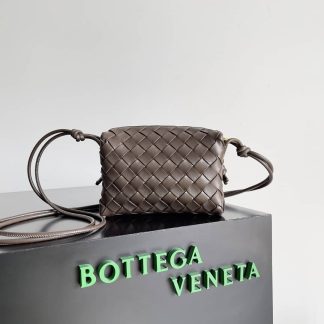 Replica Bottega Veneta Loop mini leather crossbody bag