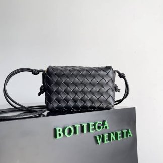 Replica Bottega Veneta Loop mini leather crossbody bag