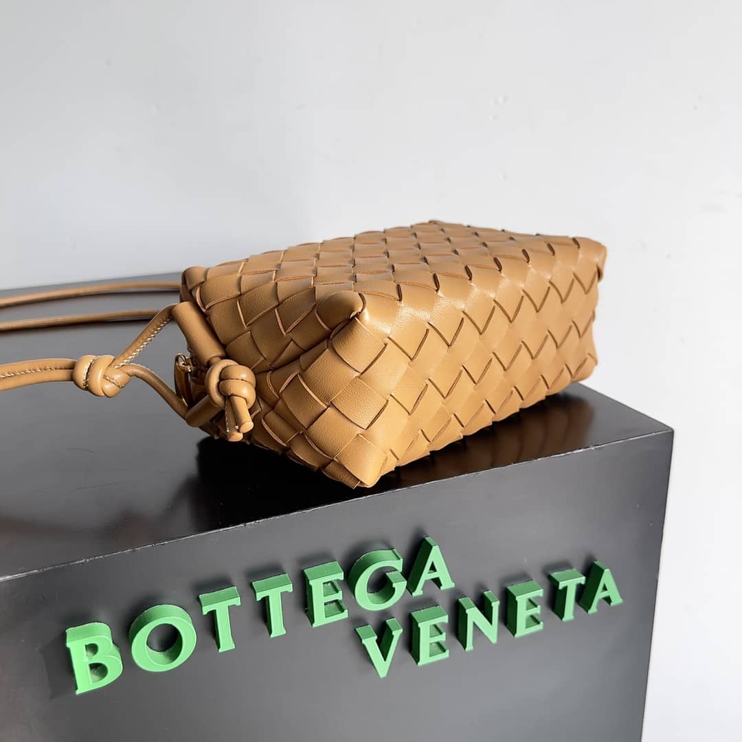 Replica Bottega Veneta Loop mini leather crossbody bag_1_150407 Replica Bottega Veneta Loop mini leather crossbody bag