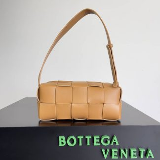 Replica Bottega Veneta Brick Cassette intrecciato leather shoulder bag