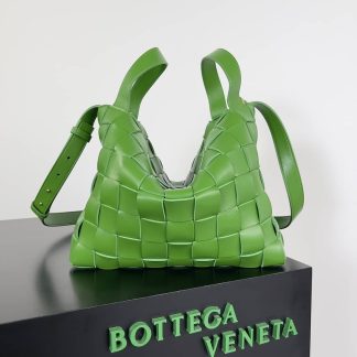 Replica Bottega Veneta intrecciato lambskin leather bowling cassette shoulder bag
