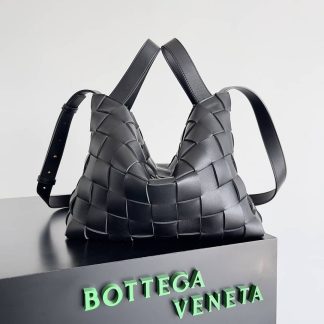Replica Bottega Veneta intrecciato lambskin leather bowling cassette shoulder bag