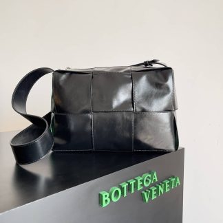 Replica Bottega Veneta Small Arco Camera Bag