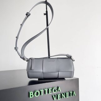 Replica Bottega Veneta arco canette Mini shoulder bag