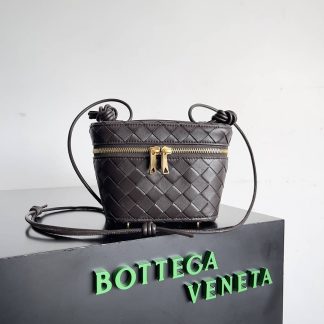 Replica Bottega Veneta Small Vanity Case On Strap