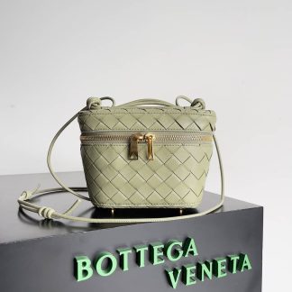 Replica Bottega Veneta Small Vanity Case On Strap