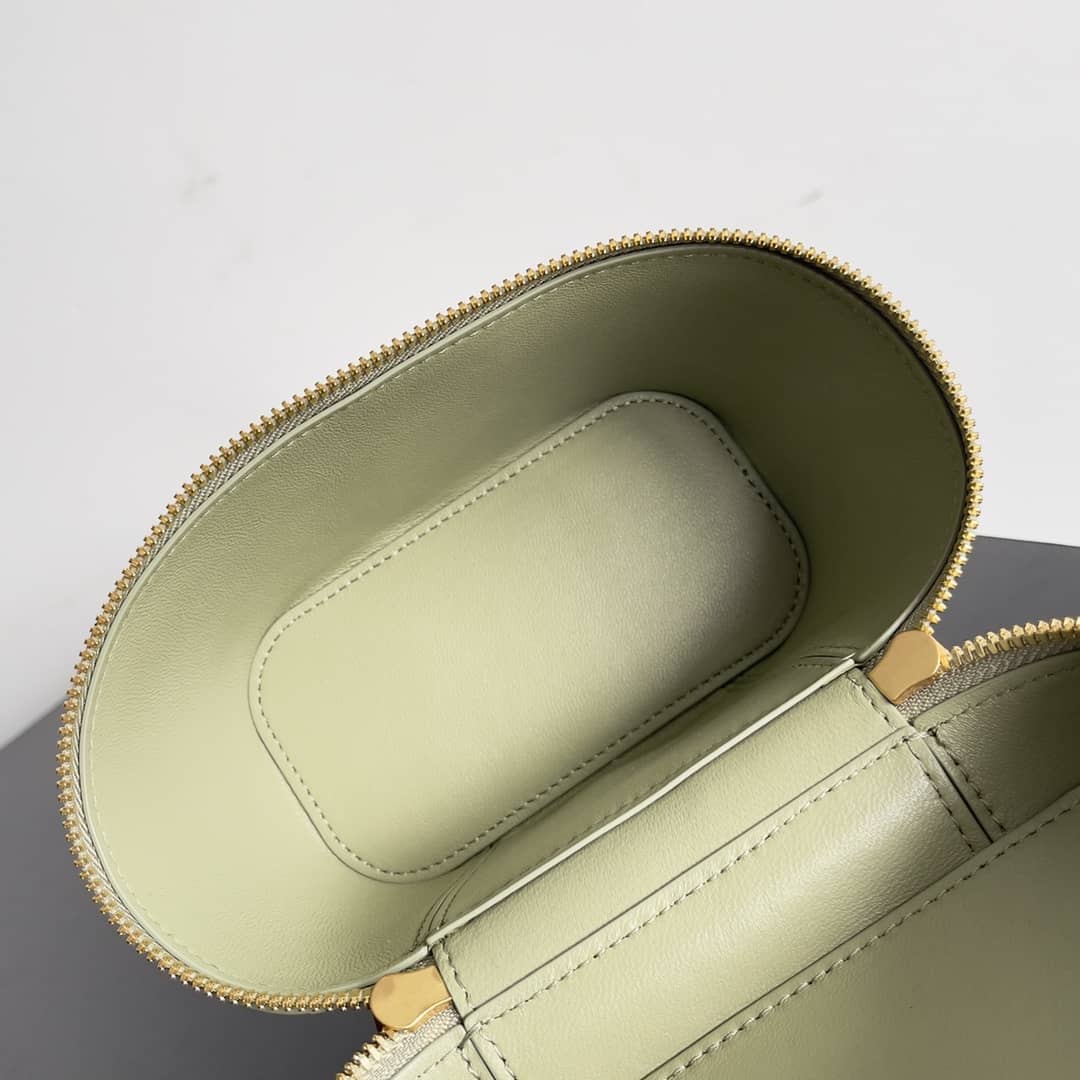 Replica Bottega Veneta Small Vanity Case On Strap_8_151986 Replica Bottega Veneta Small Vanity Case On Strap
