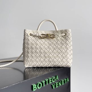 Replica Bottega Veneta Andiamo Intrecciato Small Top handle bag