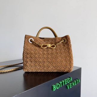Replica Bottega Veneta Andiamo Intrecciato Small Top handle bag