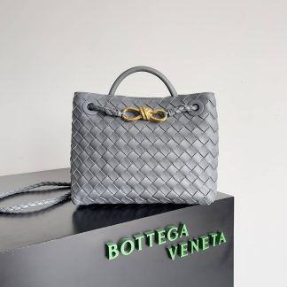Replica Bottega Veneta Andiamo Intrecciato Small Top handle bag