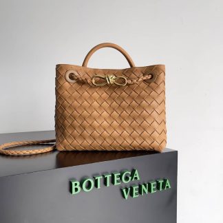 Replica Bottega Veneta Andiamo Intrecciato Small Top handle bag