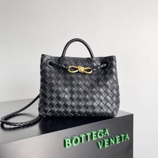 Replica Bottega Veneta Andiamo Intrecciato Small Top handle bag