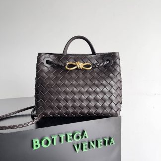 Replica Bottega Veneta Andiamo Intrecciato Small Top handle bag