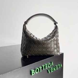 Replica Bottega Veneta Intrecciato Mini Wallace Shoulder Bag