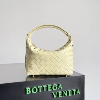 Replica Bottega Veneta Intrecciato Mini Wallace Shoulder Bag
