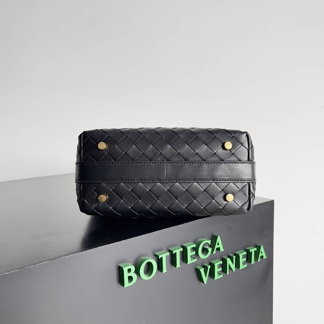 Replica Bottega Veneta Intrecciato Mini Wallace Shoulder Bag_3_153104 Replica Bottega Veneta Intrecciato Mini Wallace Shoulder Bag