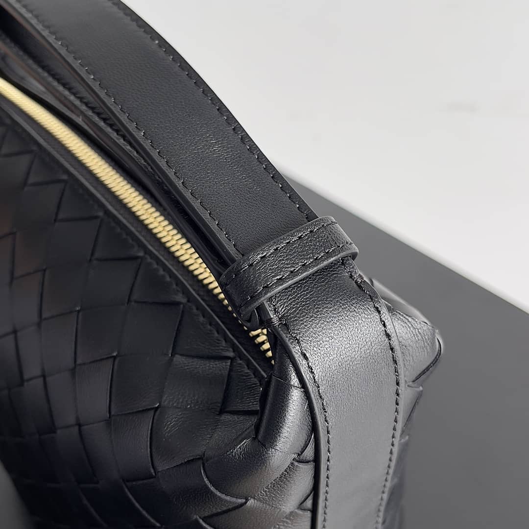 Replica Bottega Veneta Intrecciato Mini Wallace Shoulder Bag_4_153104 Replica Bottega Veneta Intrecciato Mini Wallace Shoulder Bag