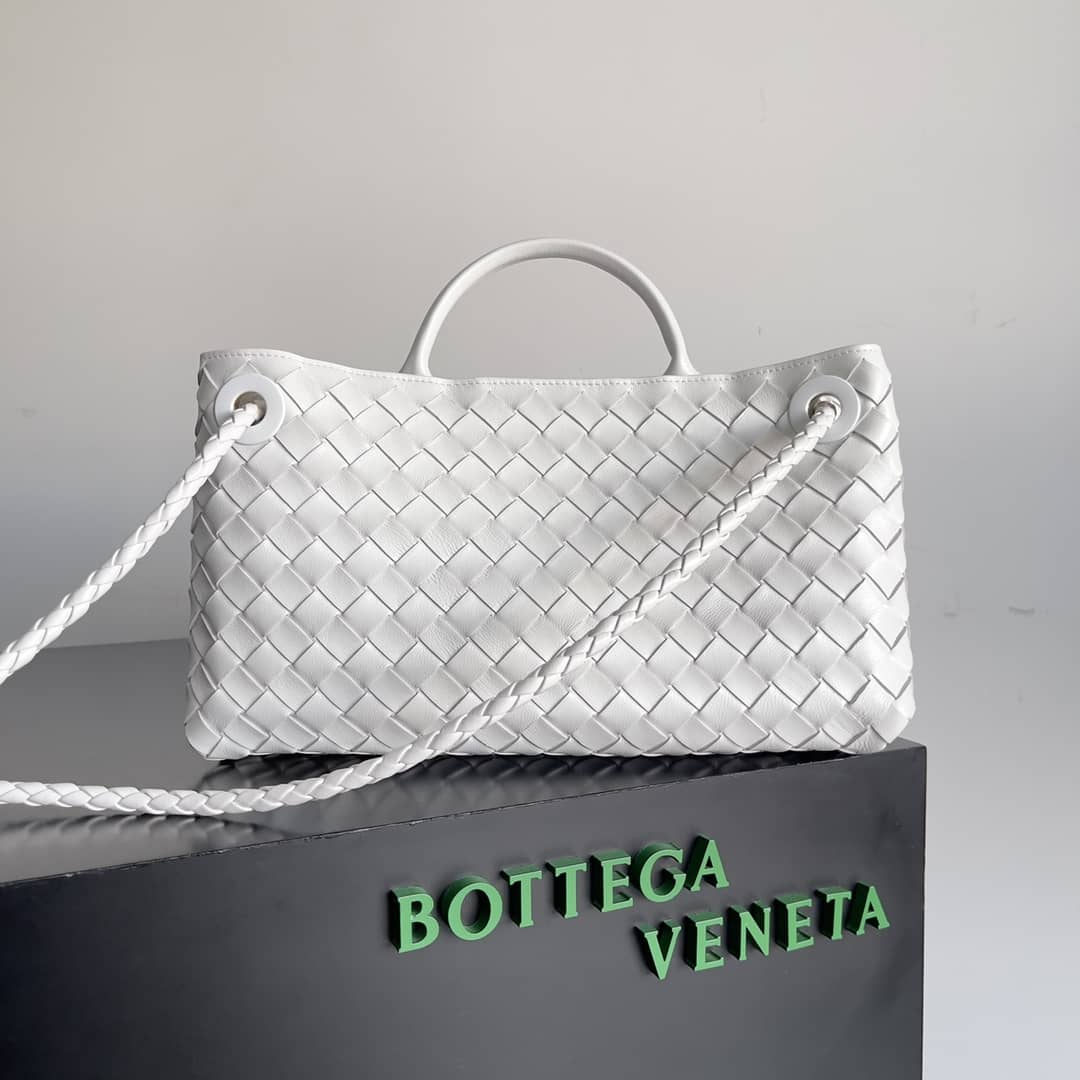 Replica Bottega Veneta Intrecciato Andiamo Small East/West Bag_6_153304 Replica Bottega Veneta Intrecciato Andiamo Small East/West Bag
