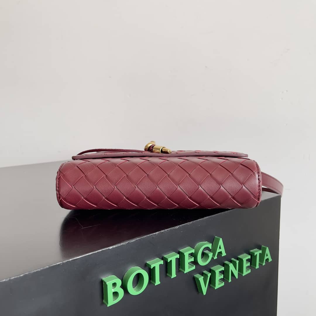 Replica Bottega Veneta Mini Andiamo Intrecciato Lambskin Crossbody Bag_3_153444 Replica Bottega Veneta Mini Andiamo Intrecciato Lambskin Crossbody Bag