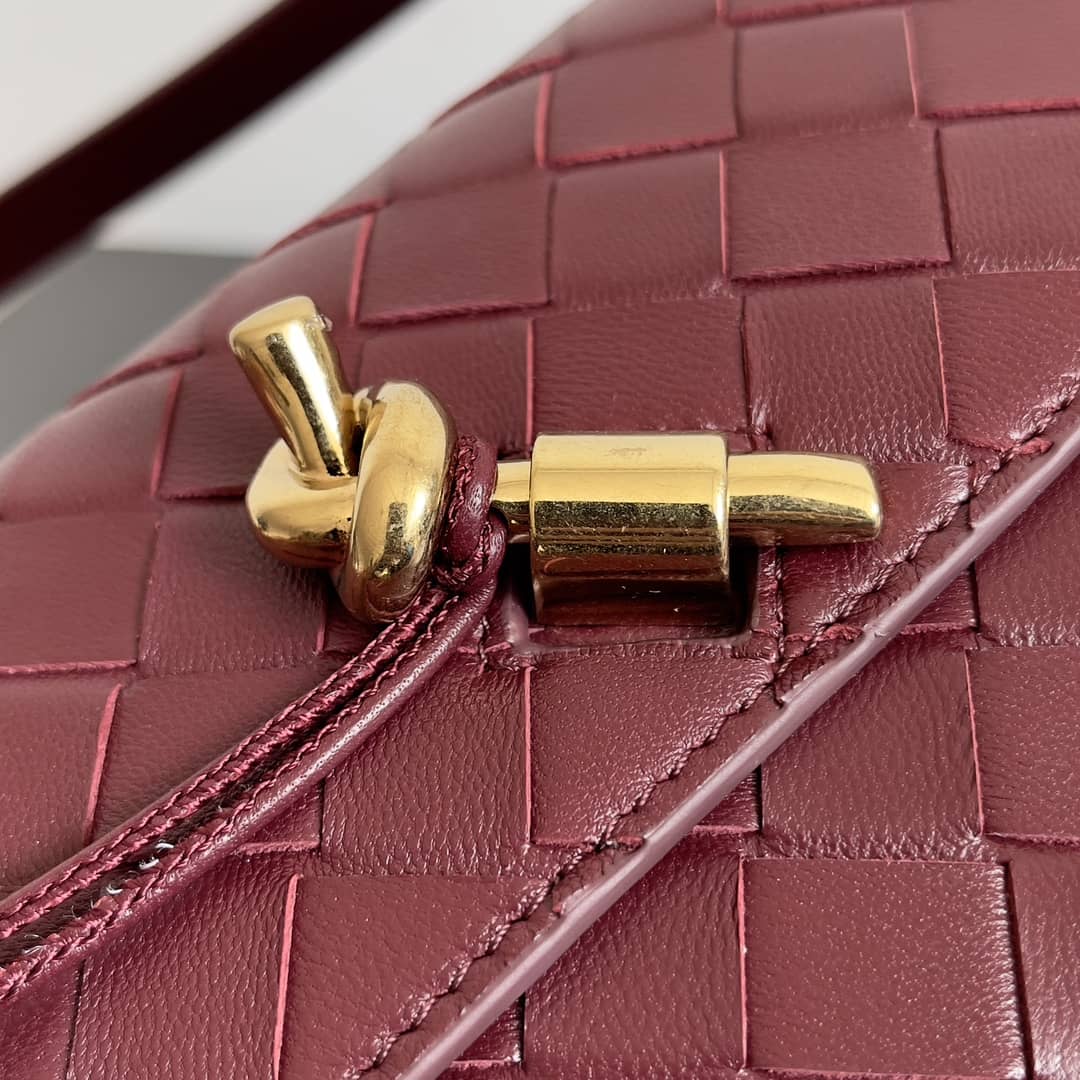 Replica Bottega Veneta Mini Andiamo Intrecciato Lambskin Crossbody Bag_5_153444 Replica Bottega Veneta Mini Andiamo Intrecciato Lambskin Crossbody Bag