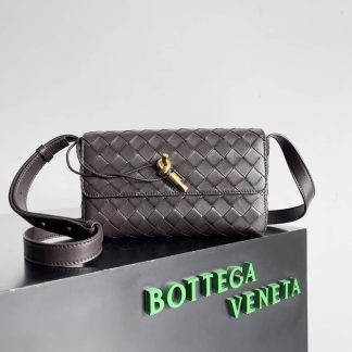 Replica Bottega Veneta Mini Andiamo Intrecciato Lambskin Crossbody Bag