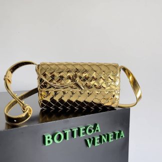 Replica Bottega Veneta Mini Andiamo Intrecciato Lambskin Crossbody Bag
