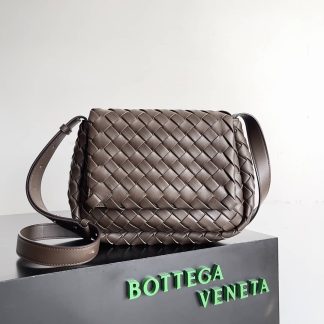 Replica Bottega Veneta Womens Cobble Messenger Bag