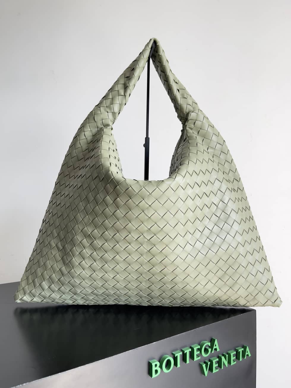 Replica Bottega Veneta Hop Intrecciato leather Medium Hobo bag_10_153864 Replica Bottega Veneta Hop Intrecciato leather Medium Hobo bag
