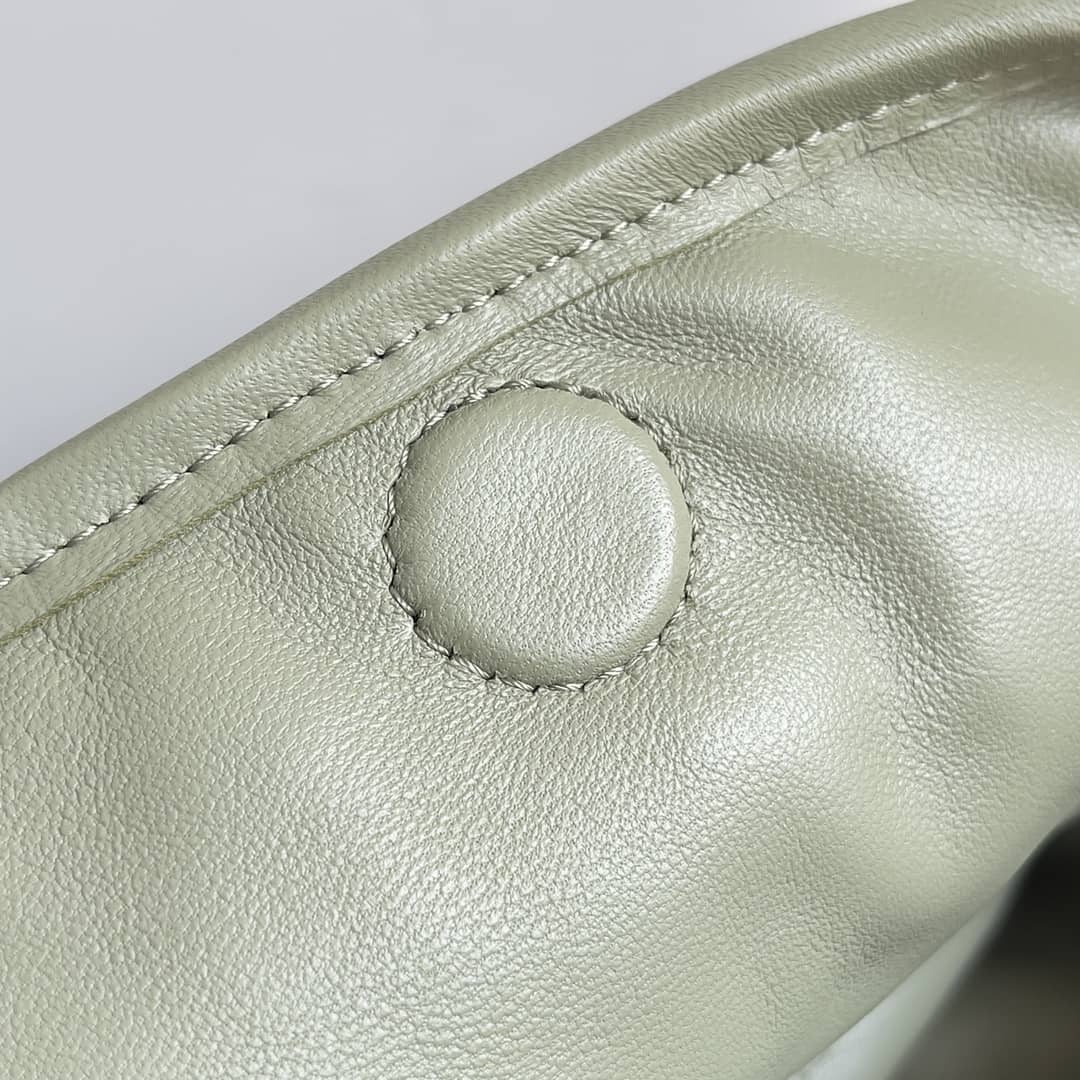 Replica Bottega Veneta Hop Intrecciato leather Medium Hobo bag_6_153864 Replica Bottega Veneta Hop Intrecciato leather Medium Hobo bag