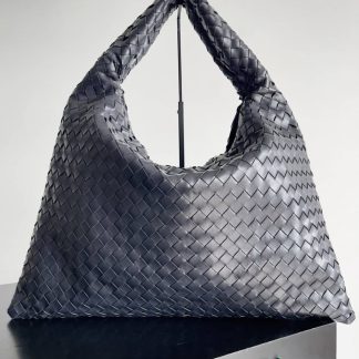 Replica Bottega Veneta Hop Intrecciato leather Medium Hobo bag