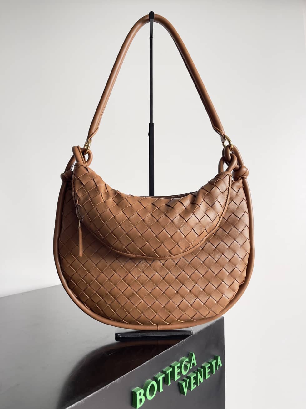 Replica Bottega Veneta Gemelli Intrecciato leather Medium Hobo bag_10_154034 Replica Bottega Veneta Gemelli Intrecciato leather Medium Hobo bag