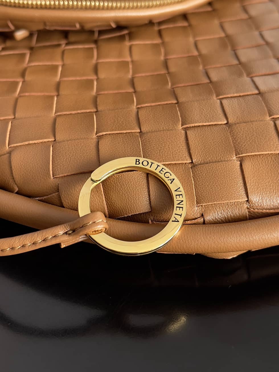 Replica Bottega Veneta Gemelli Intrecciato leather Medium Hobo bag_5_154034 Replica Bottega Veneta Gemelli Intrecciato leather Medium Hobo bag